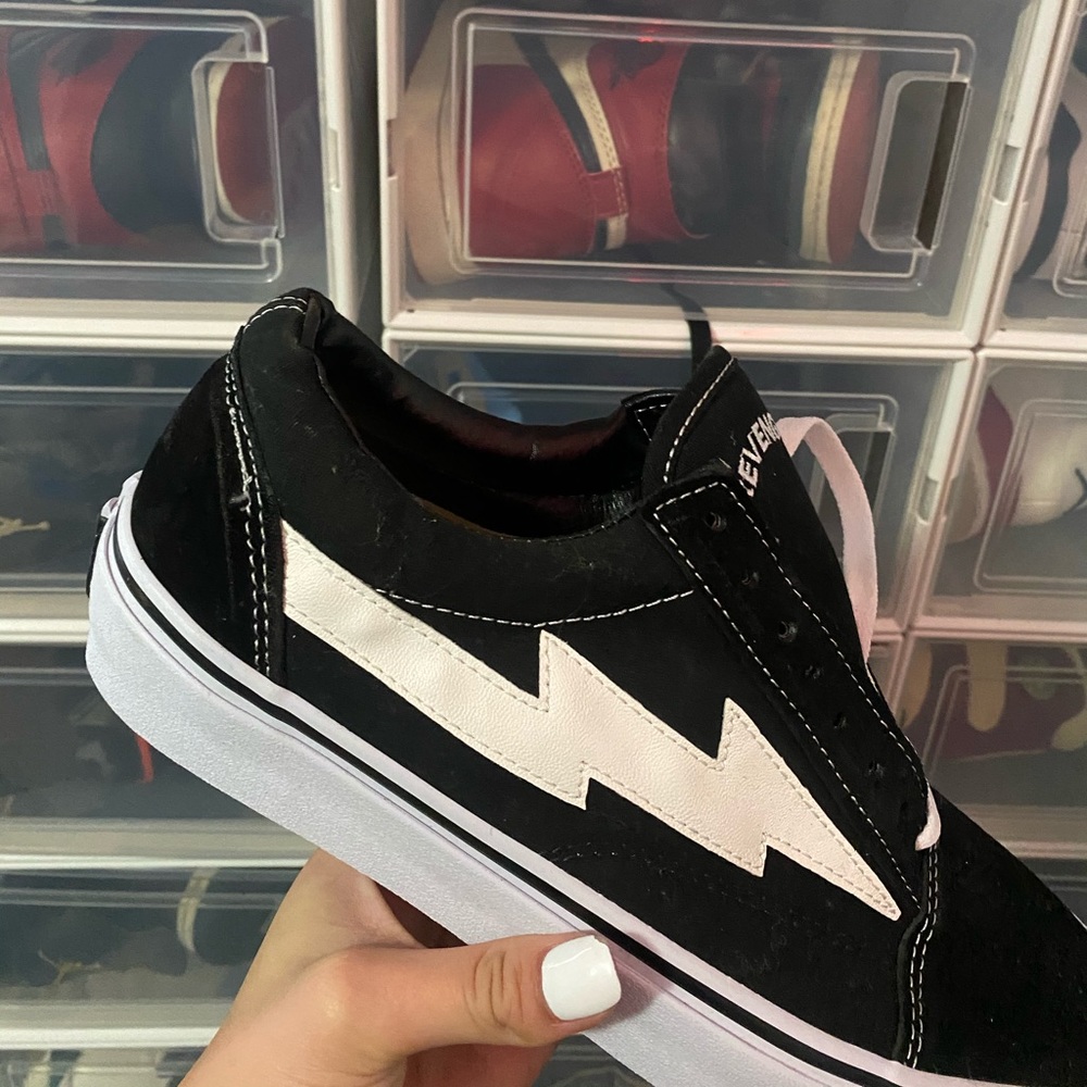 Revenge x Storm SIZE 10